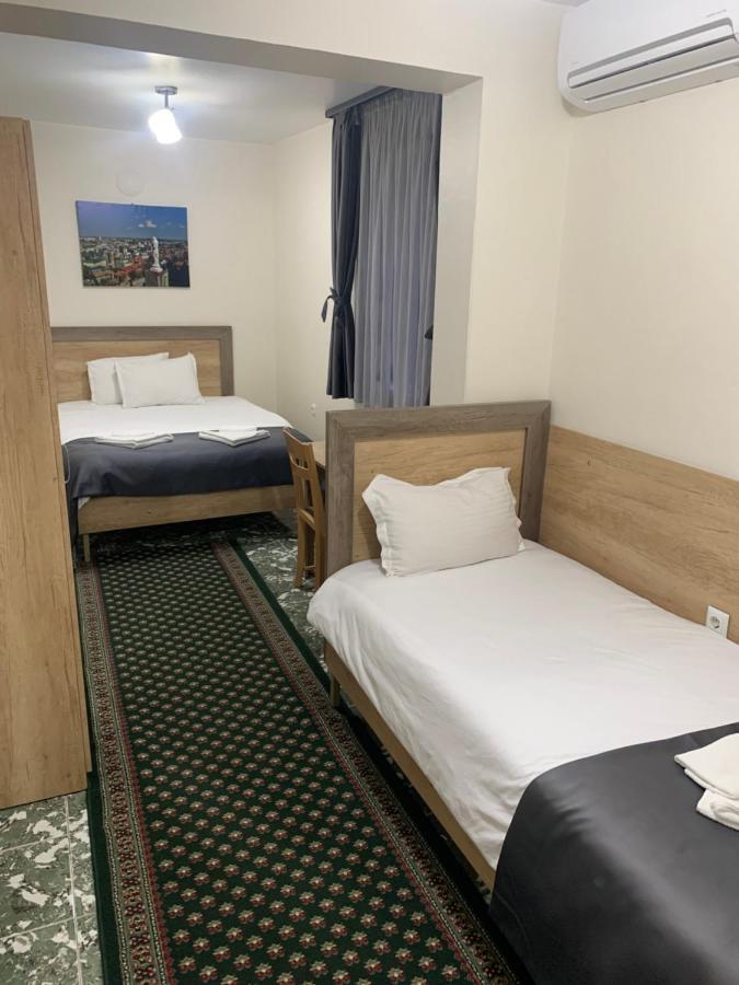 Hotel Oazis Haskovo Ngoại thất bức ảnh